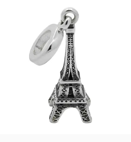 Torre Eiffel Colgante