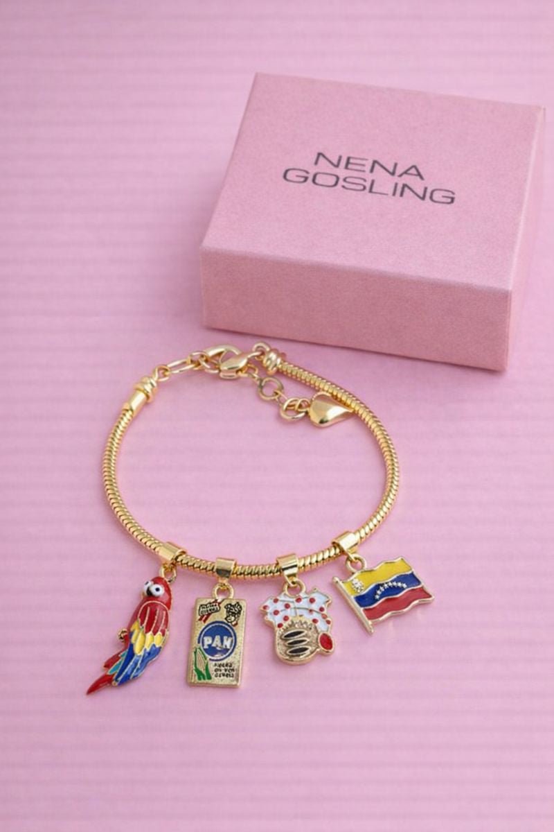 Kit Guacamaya y Arepitas Venezolanas - nenagosling