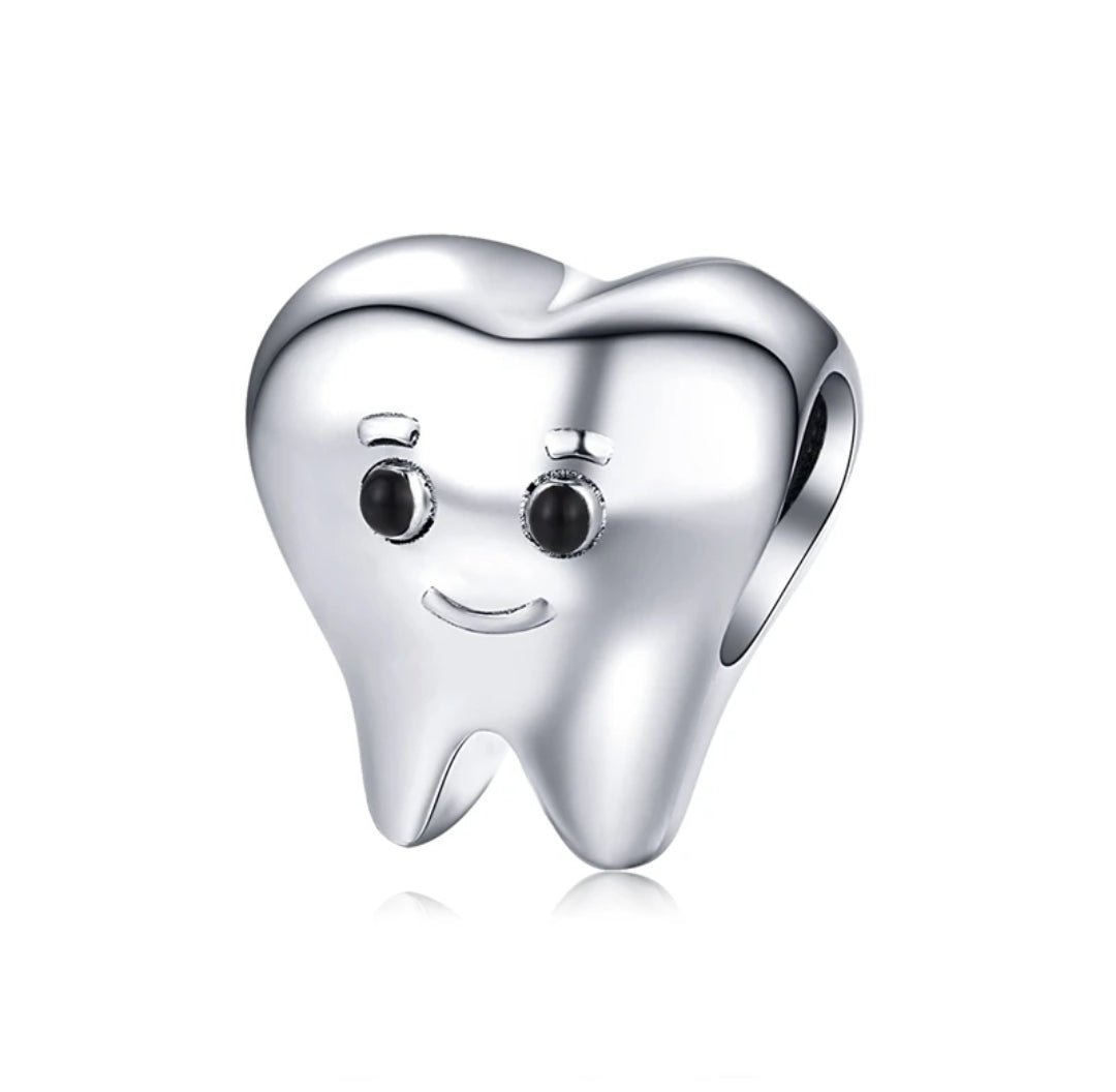 🦷 Dije Colgante Muela Plateada - nenagosling
